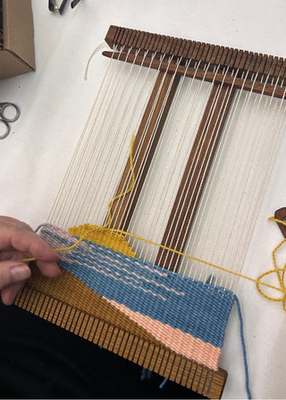 Learn how to weave a sunset in tapestry